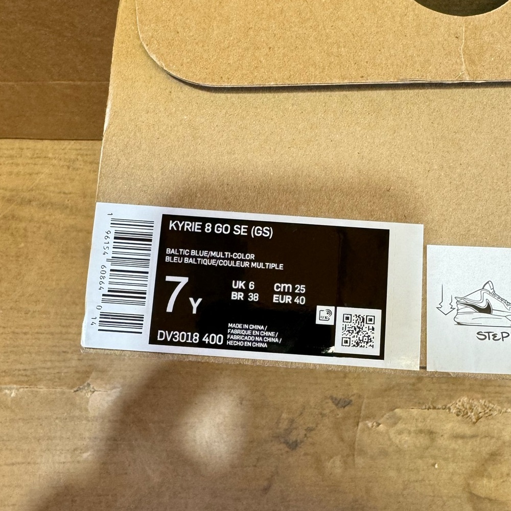Brand new in the boxes Kyrie Irving 8 Nikes size 7 big boys and 8.5 women